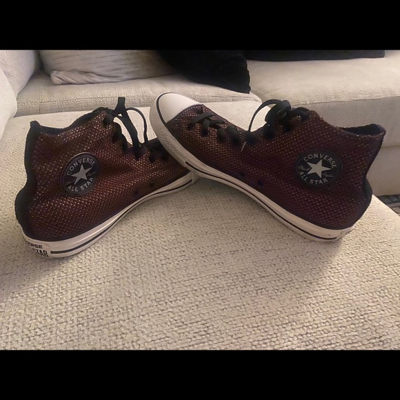 Chuck Taylor Converse - Picture 3 of 8